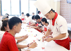 �������γ�