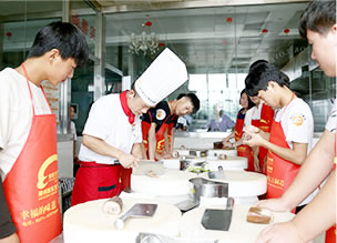 �������γ�