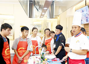 �������γ�