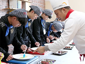 ֣���¶�����Ƹ��